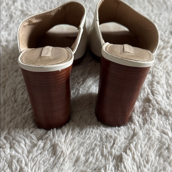 Frye Cream open toed mules with chunky heel - Picture 16 of 16